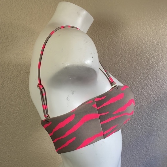 Beach Bunny Bikini Top Hot Tiger BB Tiger Striped Bikini Hot Pink & Nude RARE - Picture 13 of 16